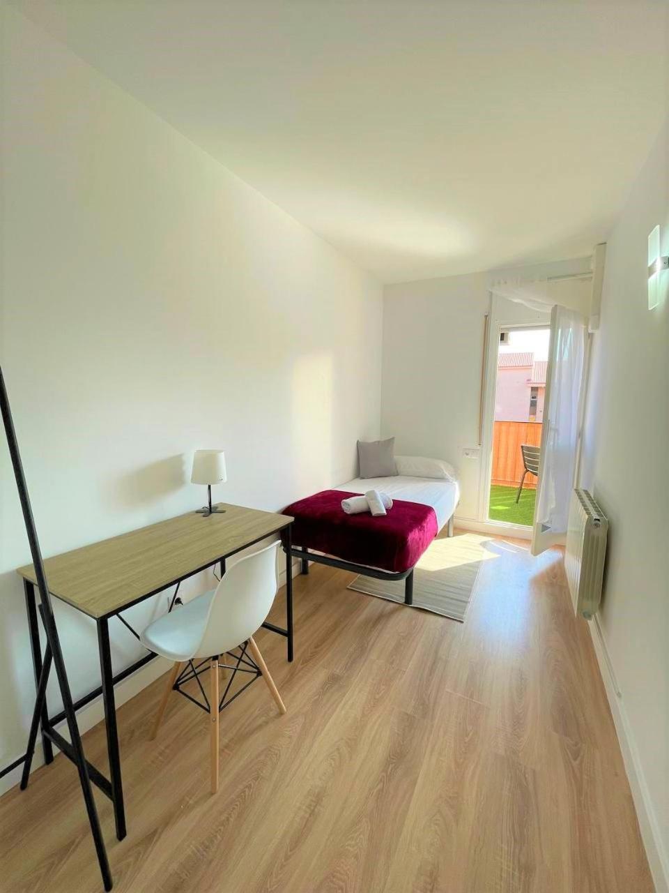 Apartamento Con Piscina Y Gran Terraza Con Vistas - Muy Cerca De La Playa, El Centro Y La Estacion Apartment Vilassar De Mar Exterior photo
